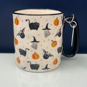 NWT Bella Halloween Mug